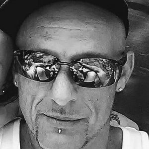 Meet your Posher, Chas